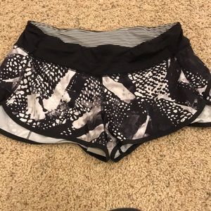 Lulu lemon running shorts